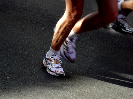 Runners (Via < a href="http://www.flickr.com/photos/the_junes/2998235781/">the_junes</a>.)